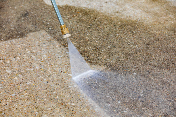Best Playground Equipment Cleaning  in Linganore, MD